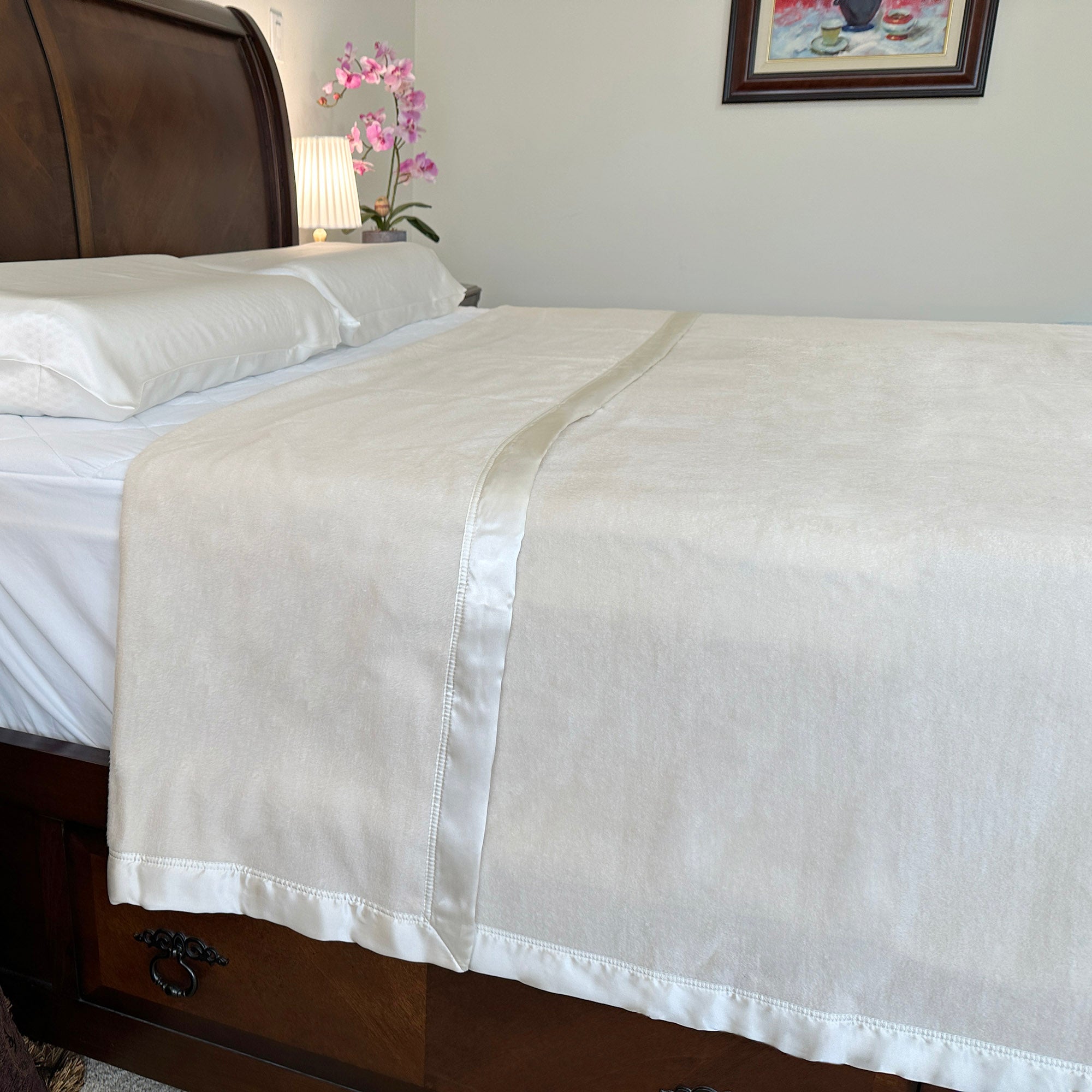OSCAR ROSSA Mulberry Silk Bed Blanket with Silk Charmeuse Border