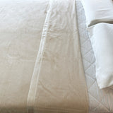 OSCAR ROSSA Mulberry Silk Bed Blanket with Silk Charmeuse Border - OSCAR ROSSA